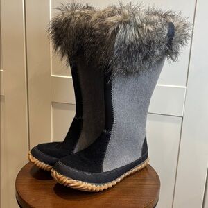 *Rare* Sorel Cozy Cate Marled Gray Felt Faux Fur Winter Boot Size 7